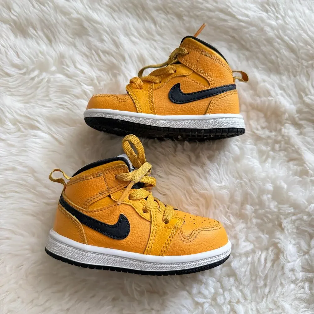 Nike Jordan 1 Mid yellow and black sneaker shoes size 5C